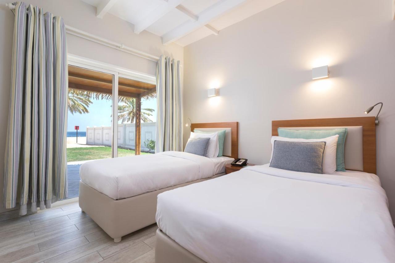 Sealine Beach, A Murwab Resort Mesaieed Exterior photo Deluxe Beach Villa